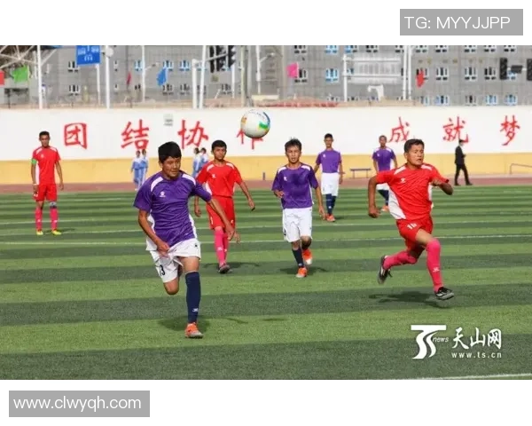 新疆发货的足球明星挂画让您的家居更添运动气息与活力